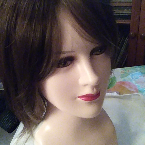 Ladies wig - Picture 5 of 16